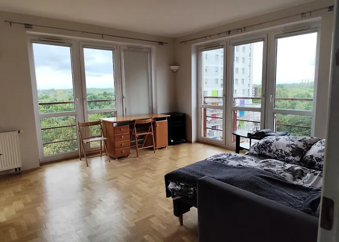 Homestay Boguslawskiego 18 *